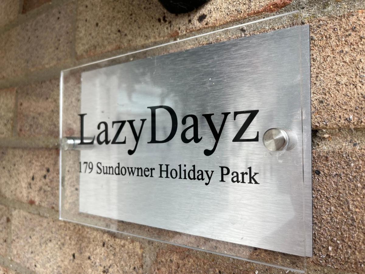 Lazy Dayz, Chalet 179, Hemsby - Two Bed Chalet, Sleeps 4, Pet Free, Close To Beach Exterior foto